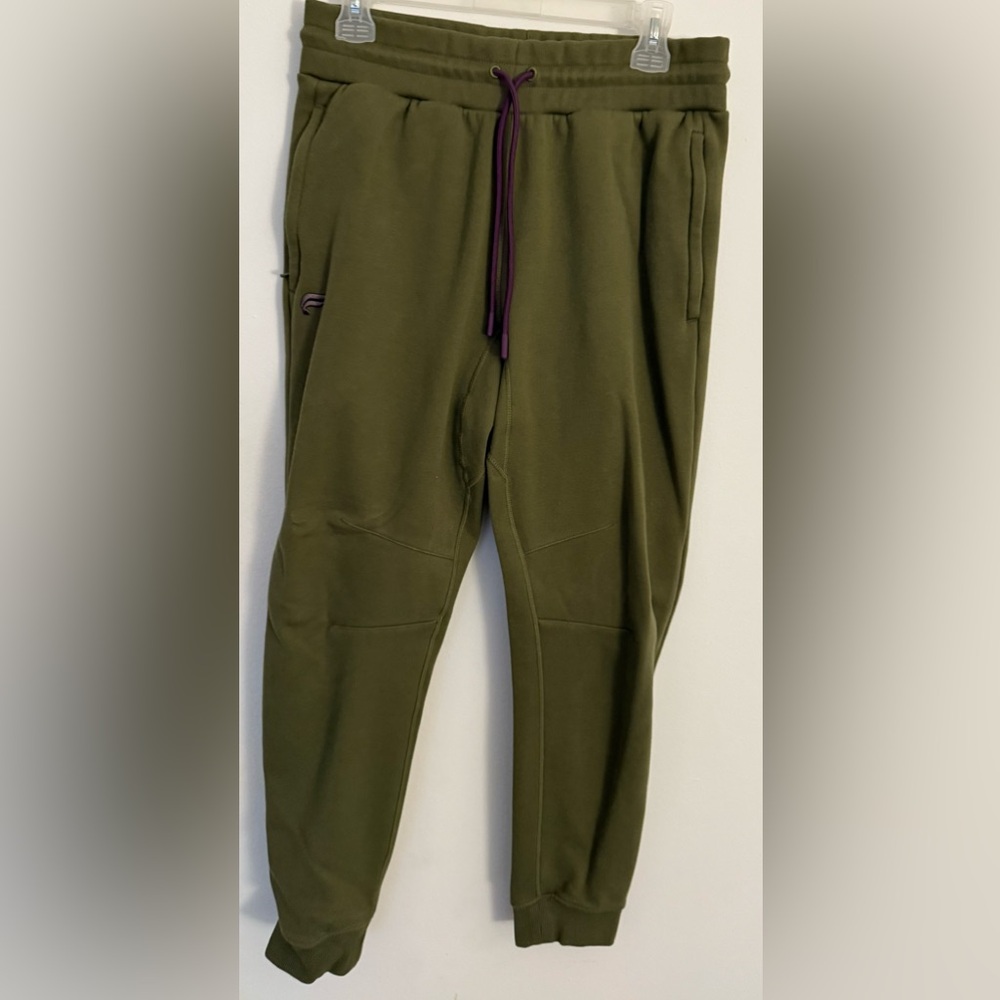 Fabletics The Go-To Jogger